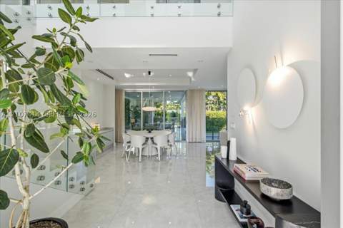 315 Cypress Dr, Key Biscayne FL - photo 7 of 93
