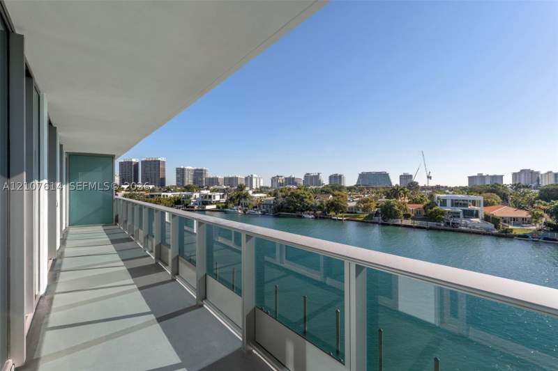 4 bedroom Condominium at 9201 E Bay Harbor Dr 501, Bay Harbor Island, Bay Harbor Islands — photo 5