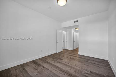 7340 NW 114th Ave 205, Doral FL - photo 10 of 37