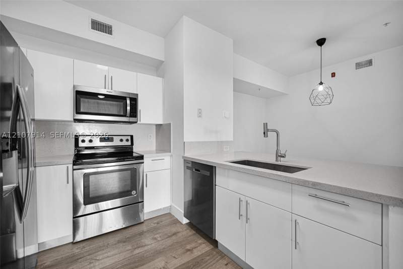 2 bedroom Condominium at 7340 NW 114th Ave 205, Palm Gardens At Doral Con, Doral — photo 4