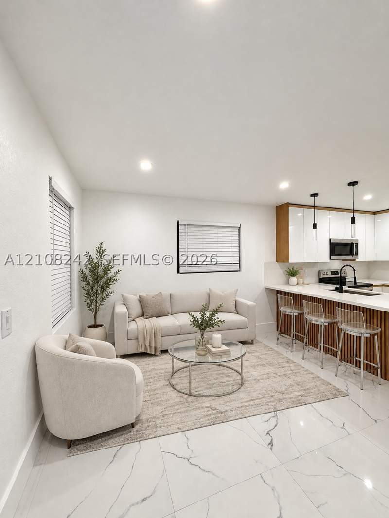 4 bedroom SingleFamilyResidence at 61 E 39th St, Elm Park, Hialeah — photo 4