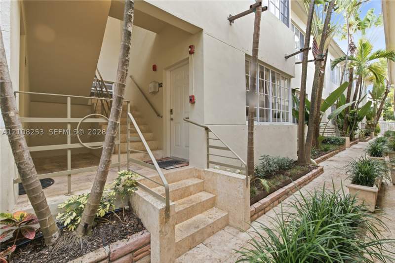 1 bedroom Condominium at 1330 Drexel Ave 102, Retreat Condo, Miami Beach — photo 5