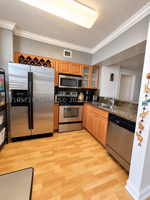 1 Glen Royal Pkwy 1510, Miami FL - photo 10 of 35