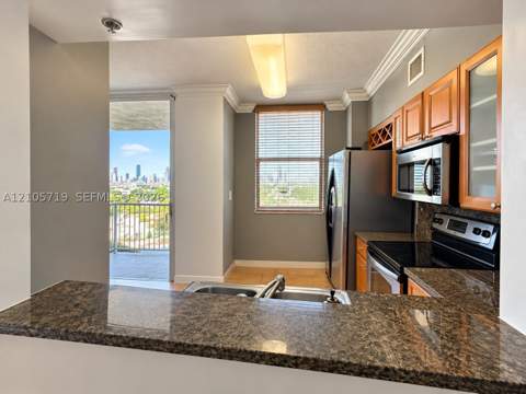 1 Glen Royal Pkwy 1510, Miami FL - photo 11 of 35