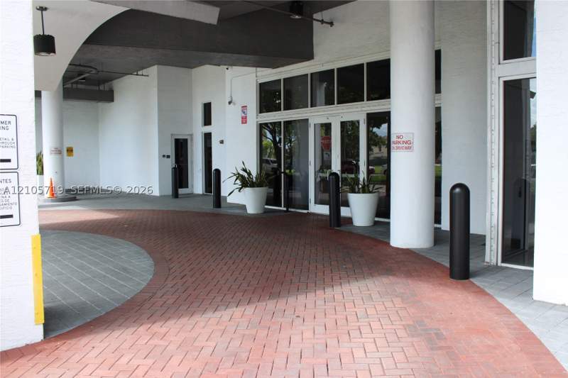 2 bedroom Condominium at 1 Glen Royal Pkwy 1510, Altos De Miami Condo, Miami — photo 3