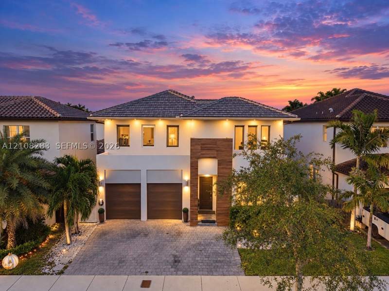 4 bedroom SingleFamilyResidence at 15215 SW 176th Ln, Venetian Parc West, Miami — photo 5