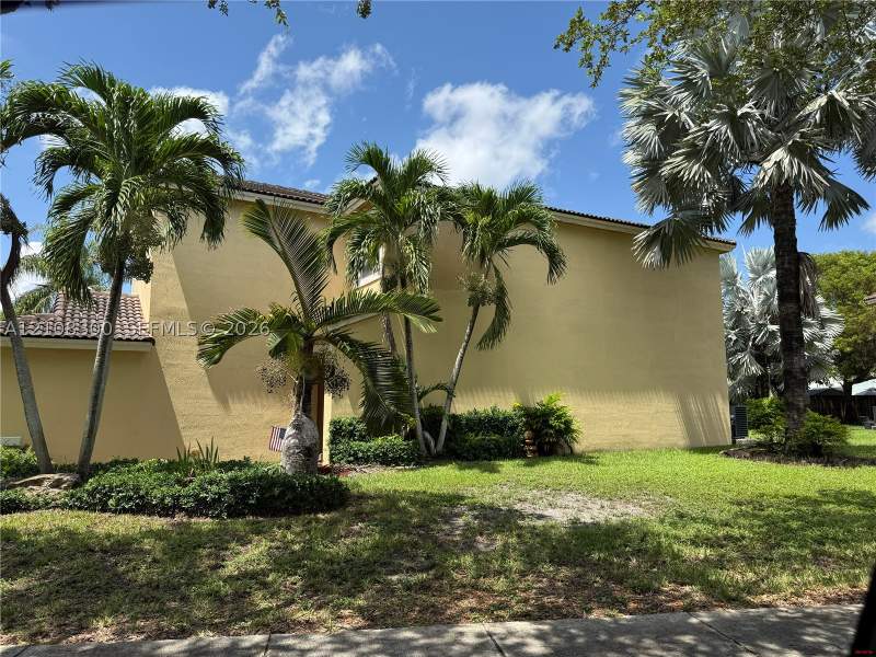 4 bedroom SingleFamilyResidence at 1481 SE 18th Ter, Shores At Keys Gate, Homestead — photo 3