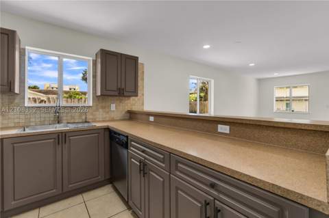 2425 NW 52nd St, Miami FL - photo 11 of 46