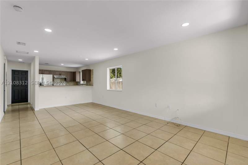 4 bedroom SingleFamilyResidence at 2425 NW 52nd St, Glenwood Heights Addn, Miami — photo 3