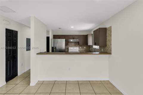 2425 NW 52nd St, Miami FL - photo 8 of 46