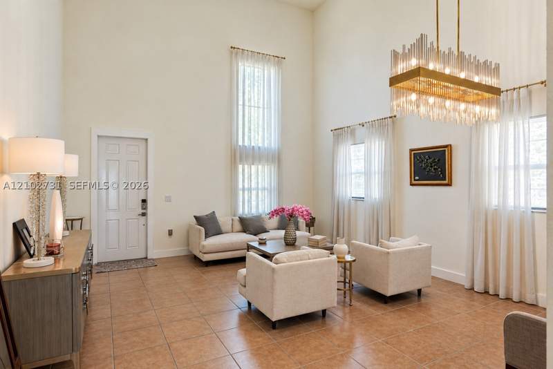 4 bedroom SingleFamilyResidence at 4373 SW 164th Ct, Interlaken, Miami — photo 2