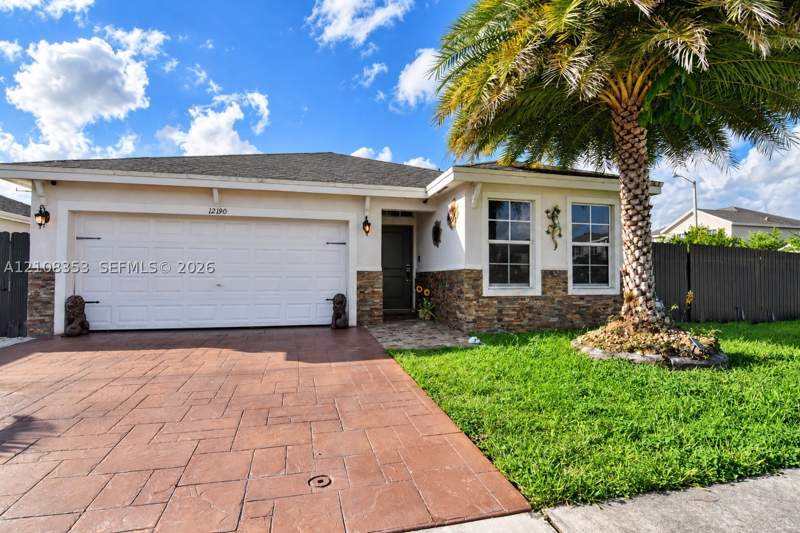 4 bedroom SingleFamilyResidence at 12190 SW 250th Ter, Bay Gardens, Homestead — photo 2