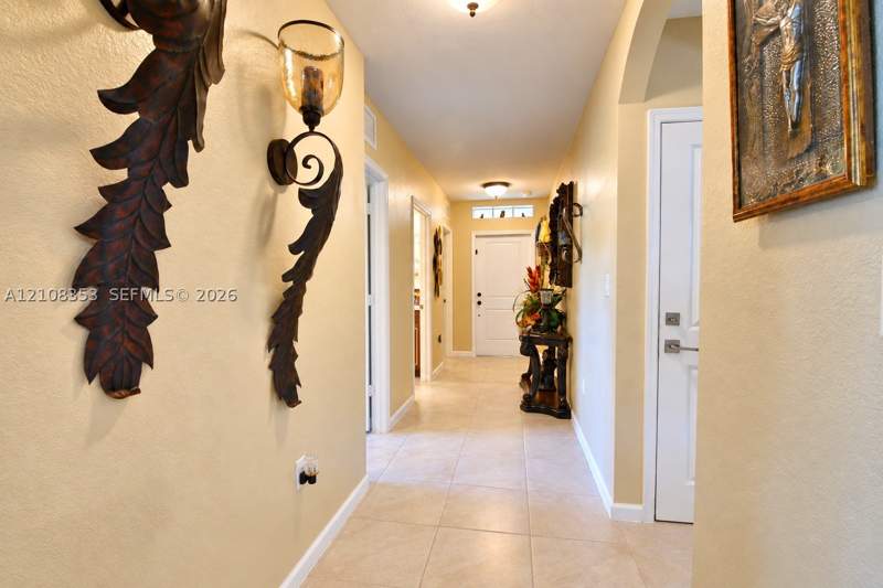 4 bedroom SingleFamilyResidence at 12190 SW 250th Ter, Bay Gardens, Homestead — photo 5