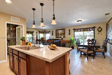 12190 SW 250th Ter, Homestead FL - photo 9 of 54