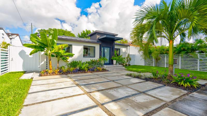 3 bedroom SingleFamilyResidence at 4271 SW 13th Street, Sunny Grove, Miami — photo 2