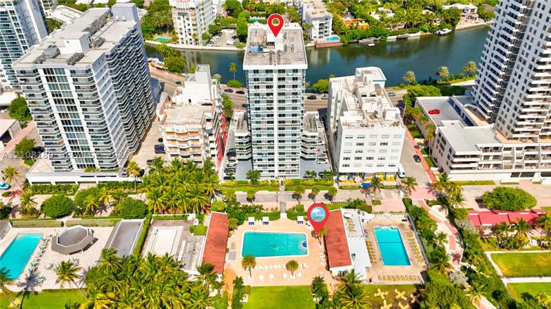 2 bedroom Condominium at 2457 Collins Ave 1501, The Royal Club Condo, Miami Beach — photo 3