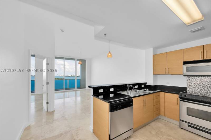 1 bedroom Condominium at 725 NE 22nd St 12C, New Wave Condo, Miami — photo 2