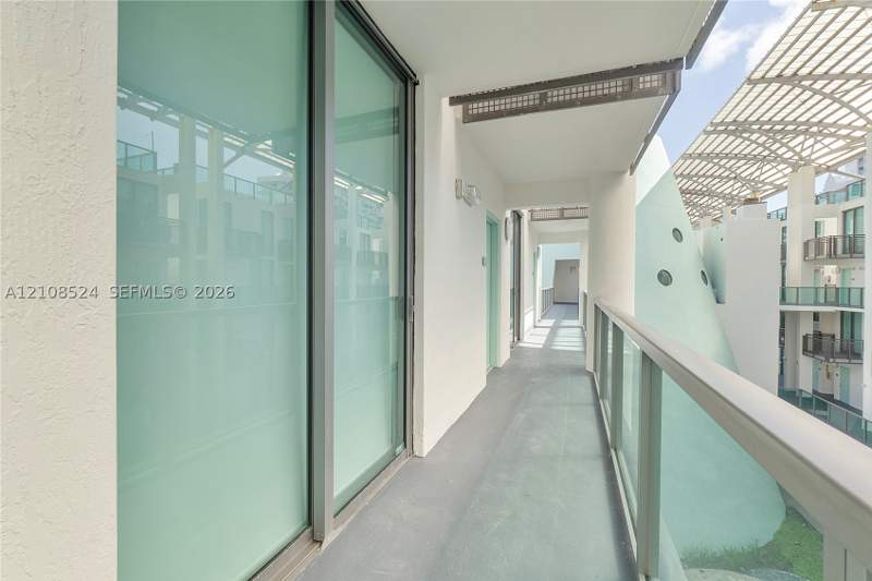 1 bedroom Condominium at 6000 Collins Ave 527, Terra Beachside Condo, Miami Beach — photo 3
