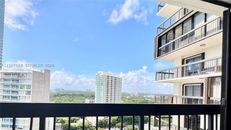 2 bedroom Condominium at 2333 Brikell Ave 2110, Brickell Bay Club Condo, Miami — photo 5