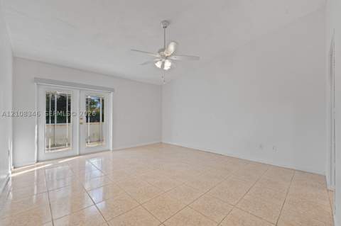 2530 SE 7th Pl, Homestead FL - photo 9 of 33