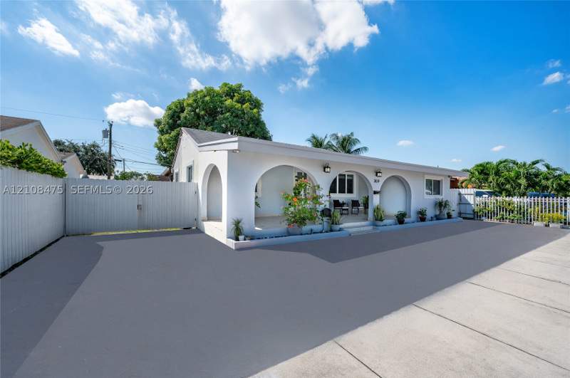 3 bedroom SingleFamilyResidence at 3614 NW 12th Ter, Douglas Park, Miami — photo 3