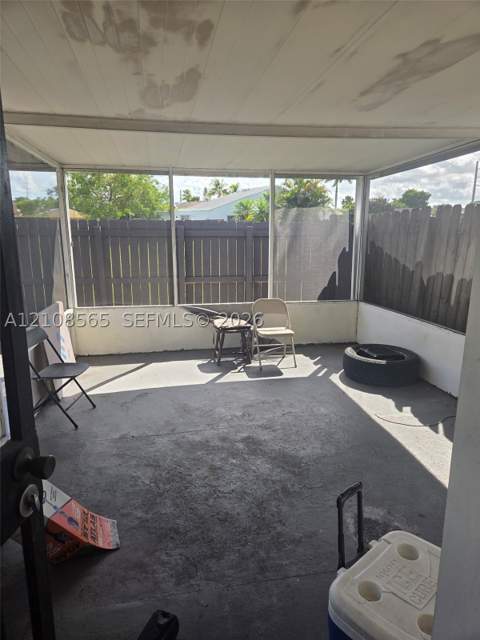 18051 NW 41st Pl, Miami Gardens FL - photo 8 of 14