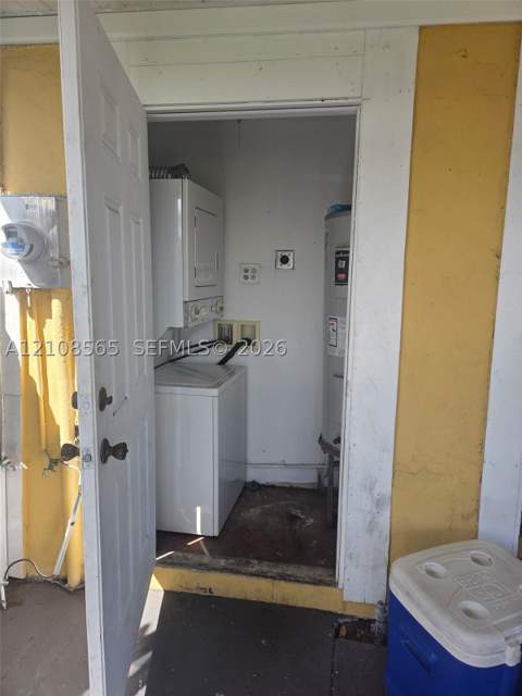 18051 NW 41st Pl, Miami Gardens FL - photo 9 of 14