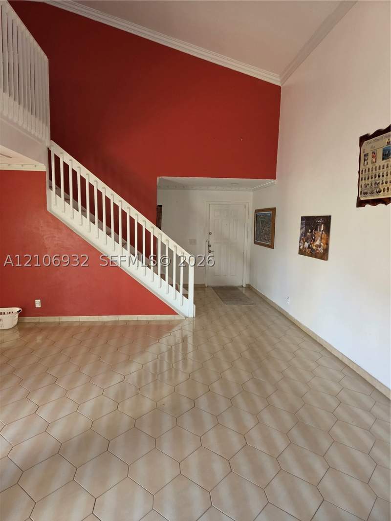 3 bedroom SingleFamilyResidence at 6328 NW 181st Ter, The Moors Cluster Homes, Hialeah — photo 3