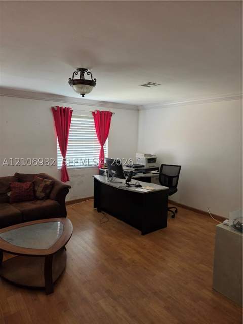 6328 NW 181st Ter, Hialeah FL - photo 6 of 11