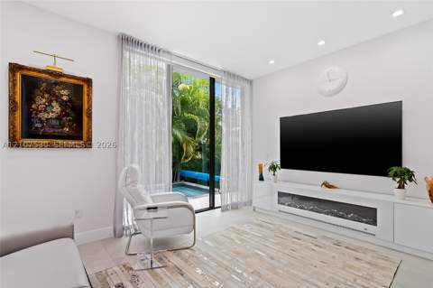 311 SE 189th St., Sunny Isles Beach FL - photo 10 of 79