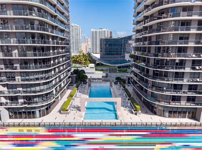 2 bedroom Condominium at 45 SW 9th St 2206, Brickell Heights East Con, Miami — photo 4