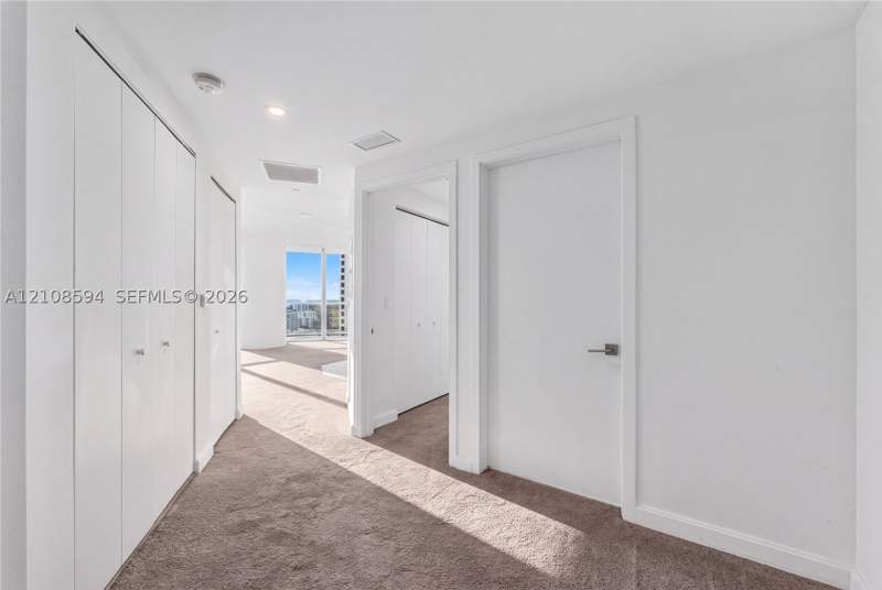 2 bedroom Condominium at 45 SW 9th St 2206, Brickell Heights East Con, Miami — photo 5