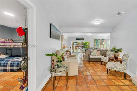 15015 NE 7th Ct, Miami FL - photo 7 of 63