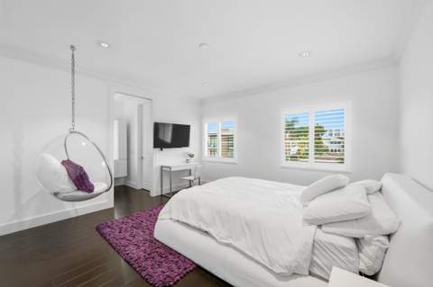 16430 NE 30th Avenue, North Miami Beach FL - photo 24 of 28