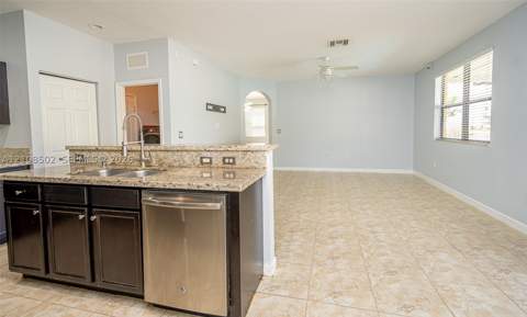 180 NE 26th Ave, Homestead FL - photo 10 of 96