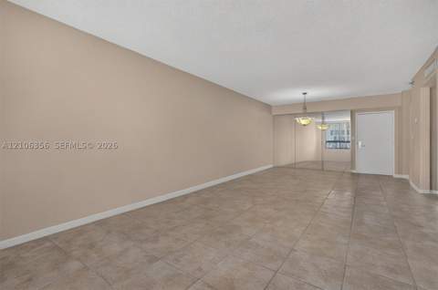 19195 NE 36th Ct 2704, Aventura FL - photo 12 of 35