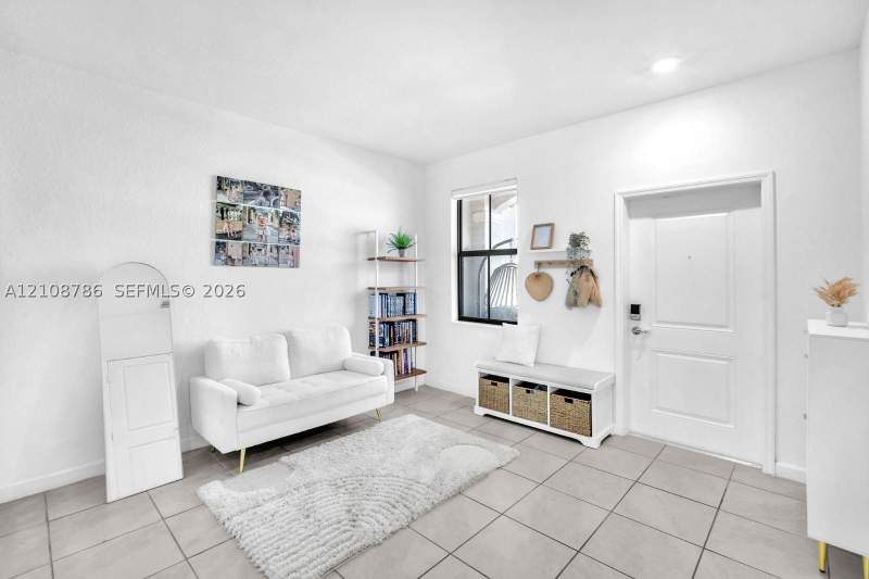 4 bedroom Townhouse at 20308 NW 6th Pl, Vista Lago, Miami Gardens — photo 4