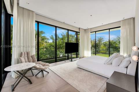 360 Harbor Ln, Key Biscayne FL - photo 11 of 16