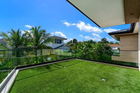 360 Harbor Ln, Key Biscayne FL - photo 12 of 16