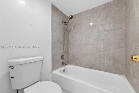 10801 SW 109th Ct D305, Miami FL - photo 14 of 33