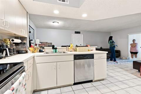 8590 SW 212th St 207, Cutler Bay FL - photo 15 of 22