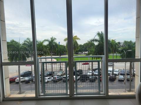 244 Biscayne Blvd 337, Miami FL - photo 10 of 24