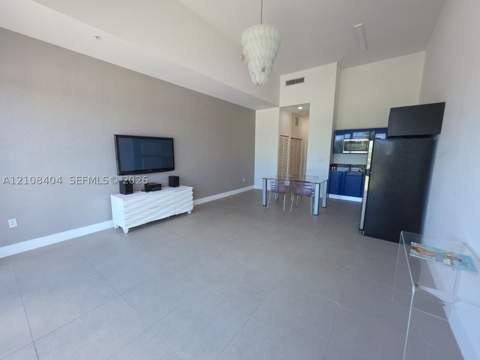 244 Biscayne Blvd 337, Miami FL - photo 6 of 24