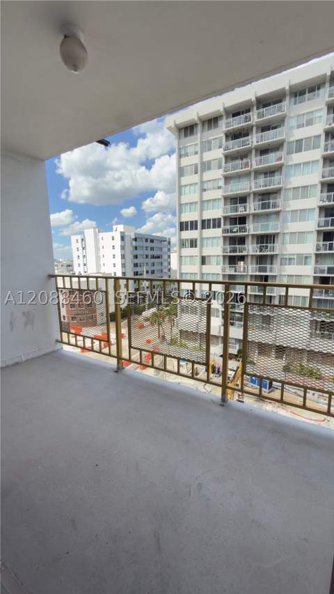 1340 Lincoln Rd 604, Miami Beach FL - photo 21 of 35