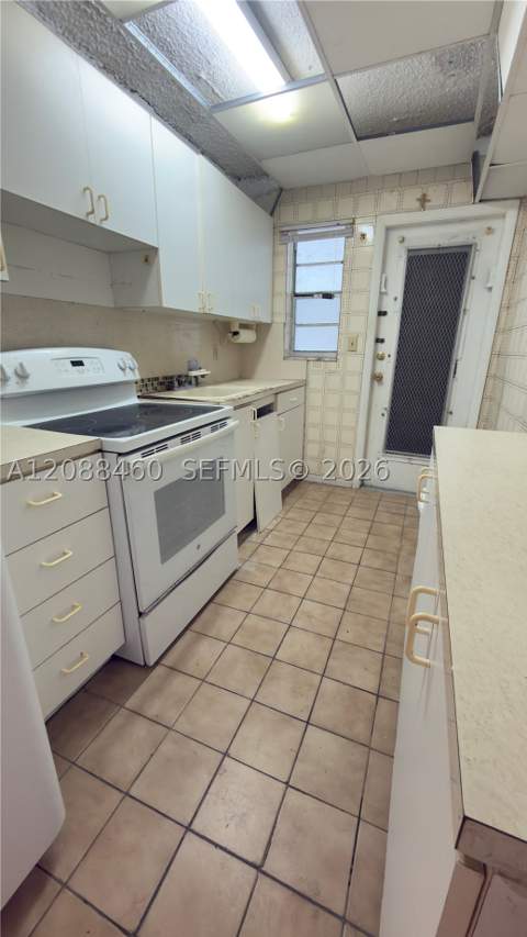 1340 Lincoln Rd 604, Miami Beach FL - photo 8 of 35
