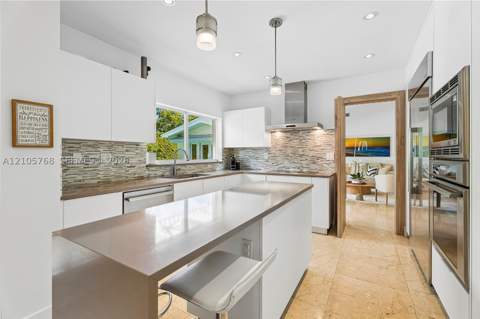 725 Tiziano Ave, Coral Gables FL - photo 12 of 34