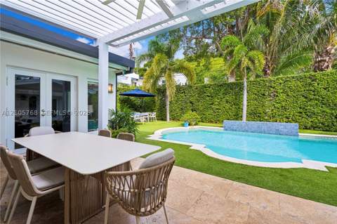 725 Tiziano Ave, Coral Gables FL - photo 19 of 34