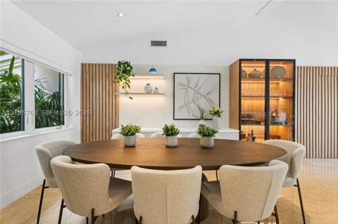 725 Tiziano Ave, Coral Gables FL - photo 8 of 34