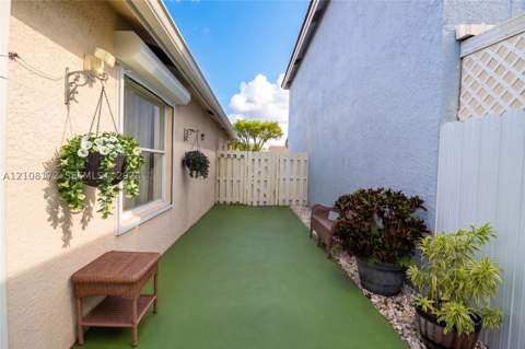 8070 SW 157th Pl, Miami FL - photo 22 of 26