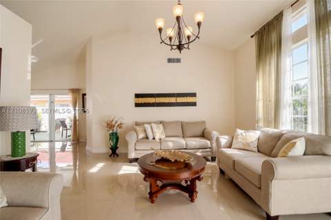8070 SW 157th Pl, Miami FL - photo 6 of 26